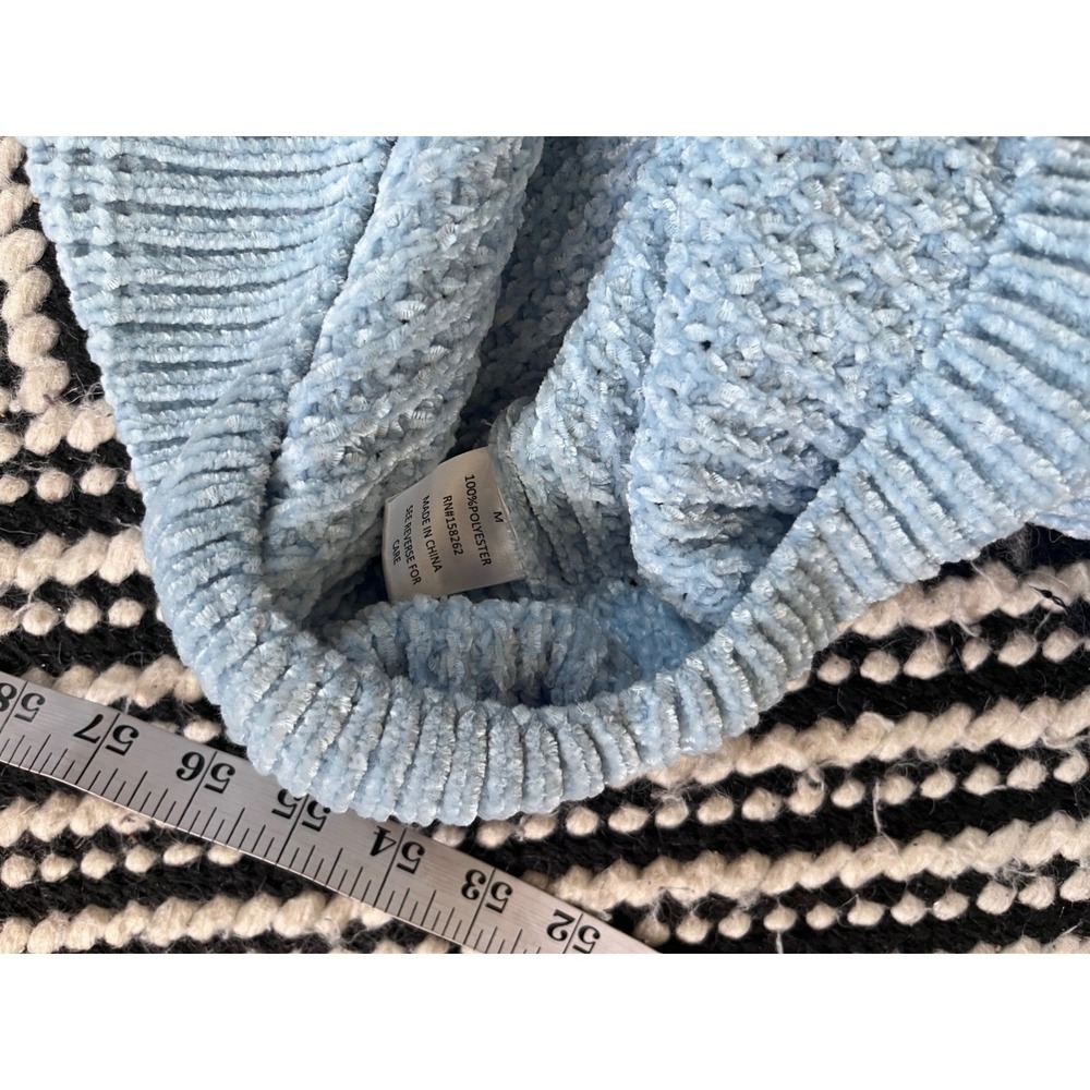 Altar'd State Womens Blue Chenille Waffle Knit Crewneck Sweater Size M Pullover - Picture 7 of 8